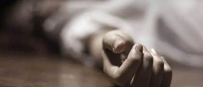 विवाह गरेका तीन दिदी बहिनीले एउटै घरमा बालबच्चासहित गरे सामूहिक आत्महत्या !