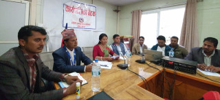 स्वास्थ्य बिमा उपचारको व्यवस्था मिलाउन लाग्यो हलेसी तुवाचुङ नगरपालिका